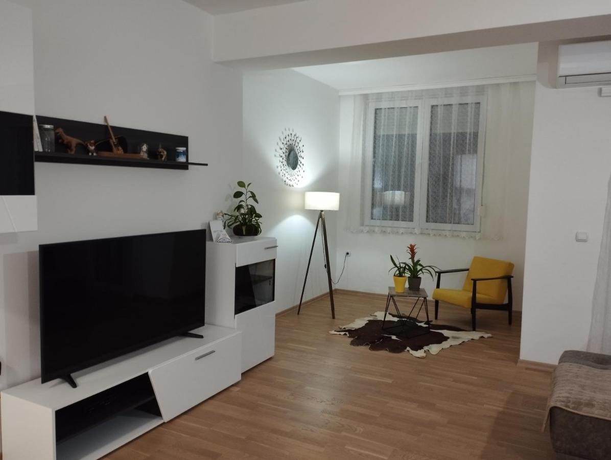 Sofija Apartment Куманово Екстериор снимка